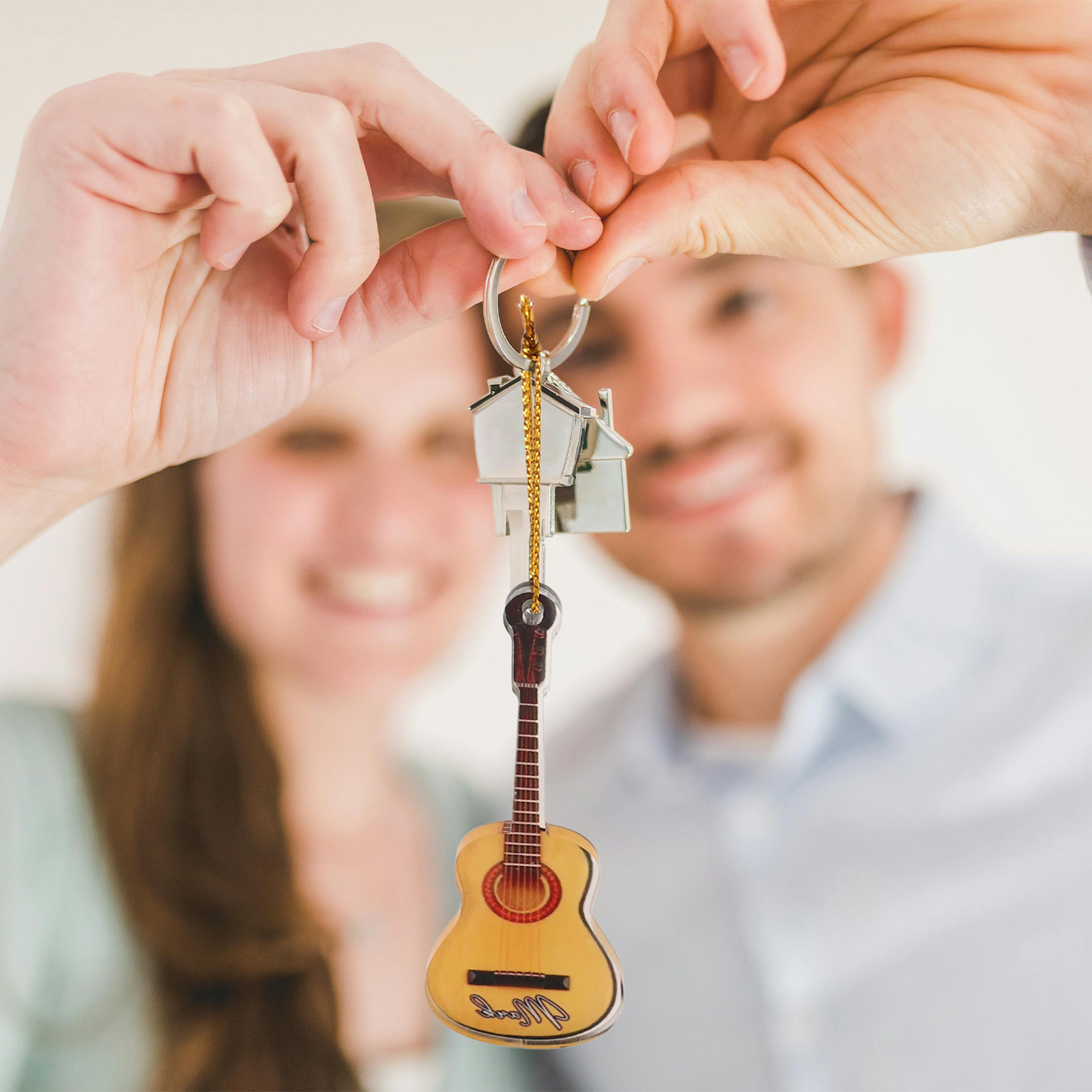 Musical Instrument Xmas Ornaments - 10 szt. Miniaturowych Gitar jako Ozdób